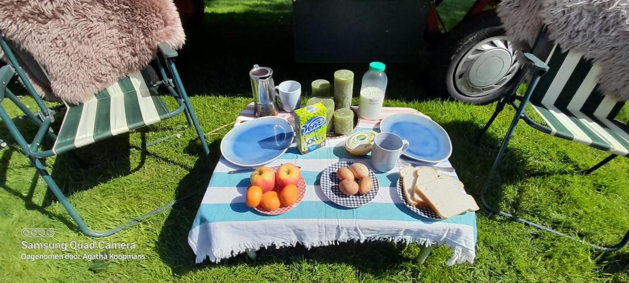 De Huifkar, Trekkershut Bij Sneek Hotel Hommerts Bagian luar foto