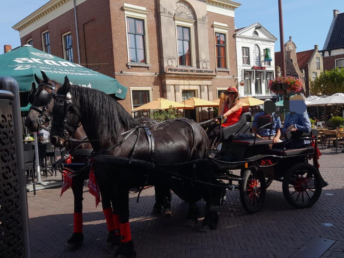 De Huifkar, Trekkershut Bij Sneek Hotel Hommerts Bagian luar foto