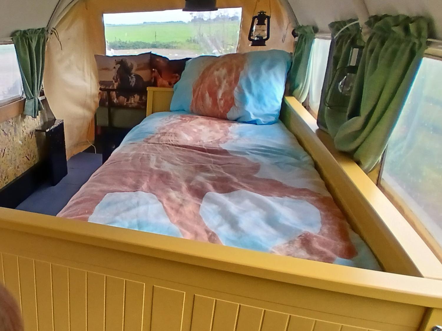De Huifkar, Trekkershut Bij Sneek Hotel Hommerts Bagian luar foto