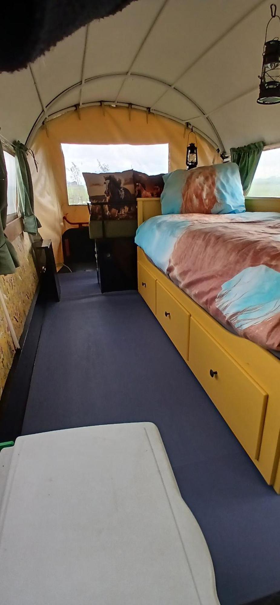 De Huifkar, Trekkershut Bij Sneek Hotel Hommerts Bagian luar foto